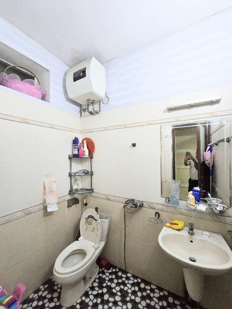 Cần bán Nhà mặt tiền đường Kim Đồng, Phường Giáp Bát, Diện tích 56m², Giá 25.5 Tỷ 4