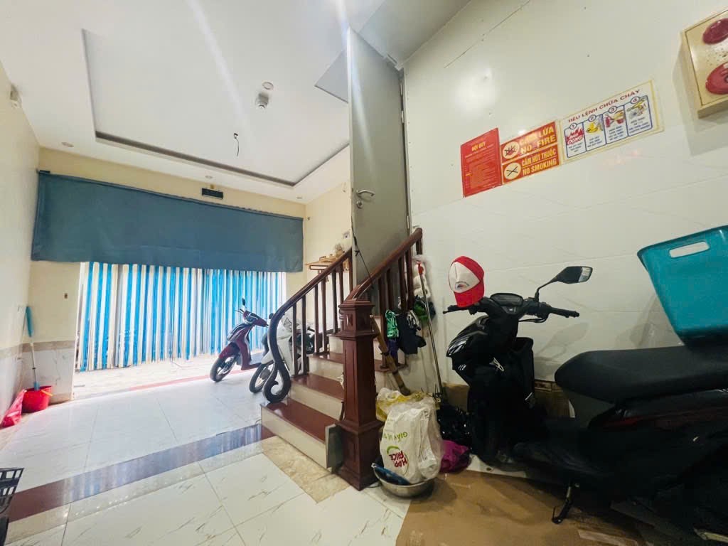 Cần bán Nhà mặt tiền đường Ngọc Hồi, Phường Hoàng Liệt, Diện tích 50m², Giá 13.65 Tỷ 3