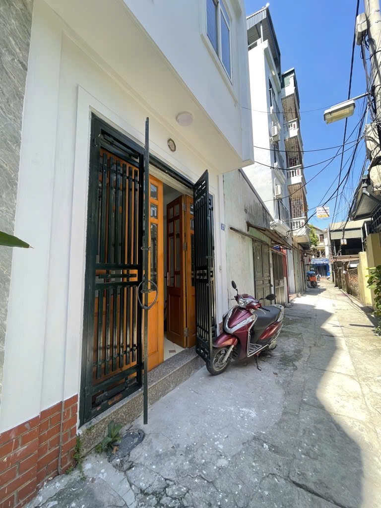 Cần bán Nhà mặt tiền đường Hoàng Mai, Phường Trần Phú, Diện tích 32m², Giá 7.45 Tỷ 5