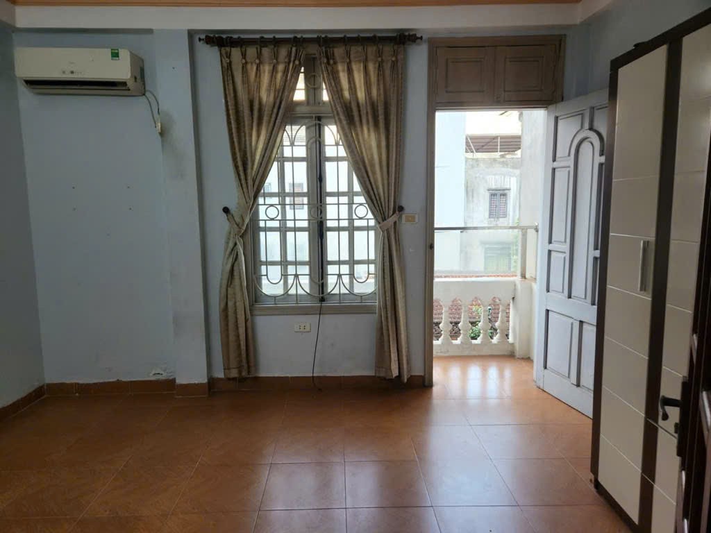 Cần bán Nhà mặt tiền đường Hoàng Mai, Phường Hoàng Văn Thụ, Diện tích 34m², Giá 7.7 Tỷ 2