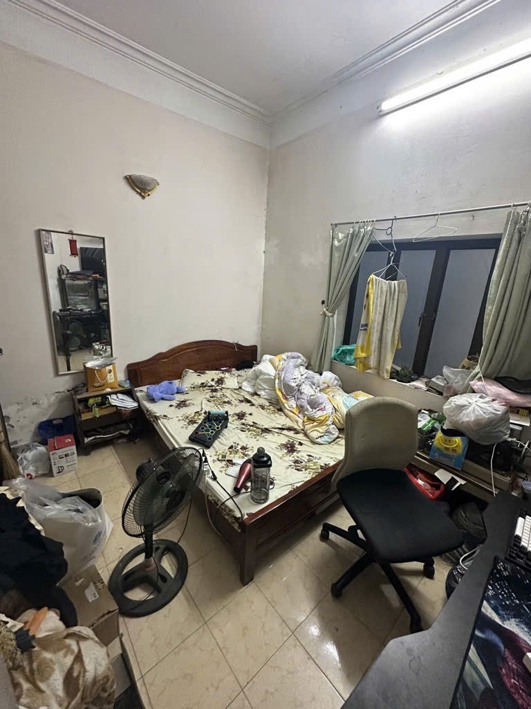 Cần bán Nhà mặt tiền đường Lĩnh Nam, Phường Mai Động, Diện tích 43m², Giá 9.6 Tỷ