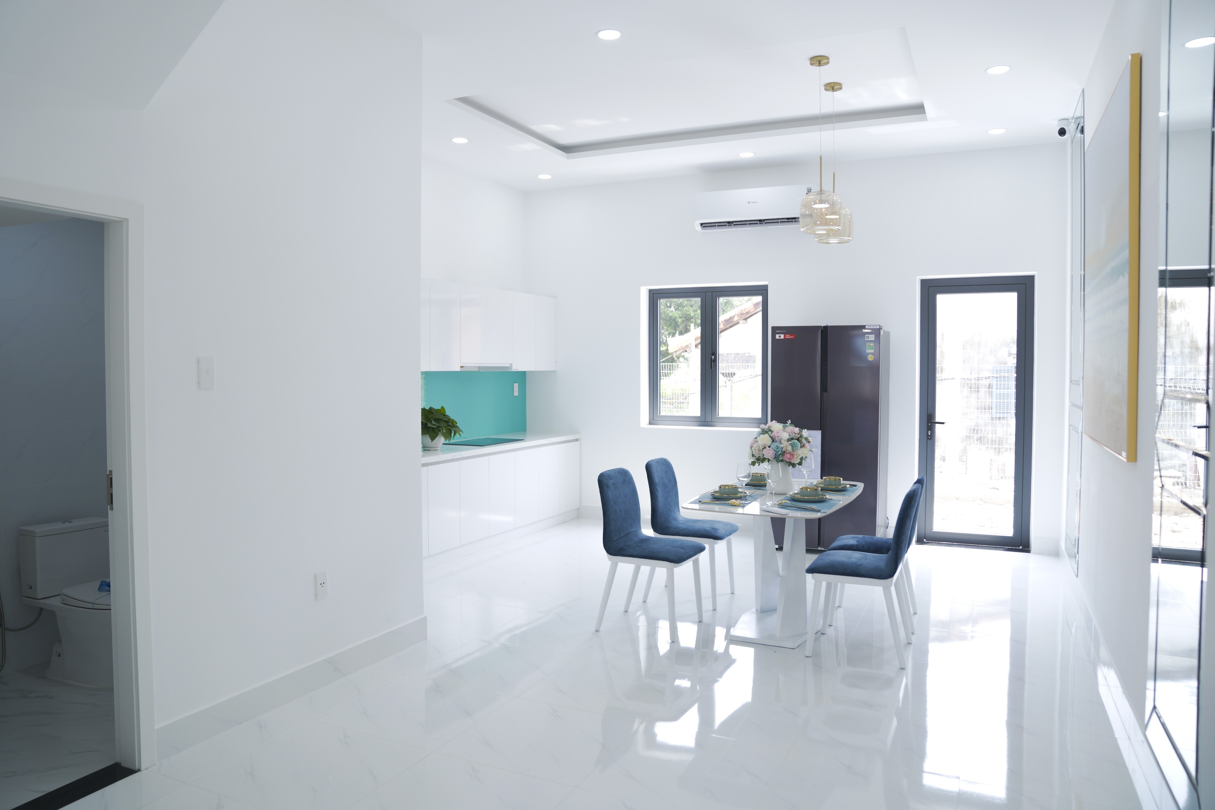 Nhà phố trung tâm Bến Cát, giá chỉ từ 2,4 tỷ, sổ hồng riêng từng căn