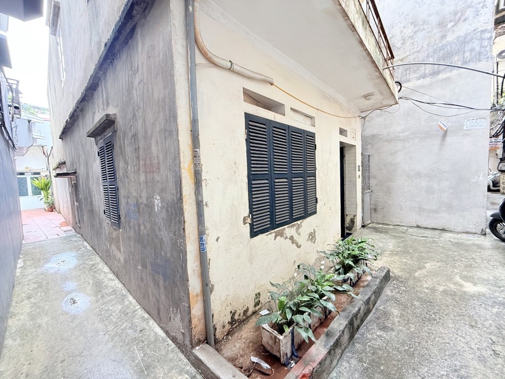 Cần bán Đất đường Trần Khát Chân, Phường Thanh Nhàn, Diện tích 150m², Giá 26 Tỷ