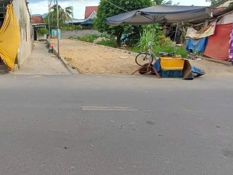 Bán đất mặt tiền Hương Lộ 45 - Diên Phú - lô góc 2 mặt tiền kinh doanh buôn bán