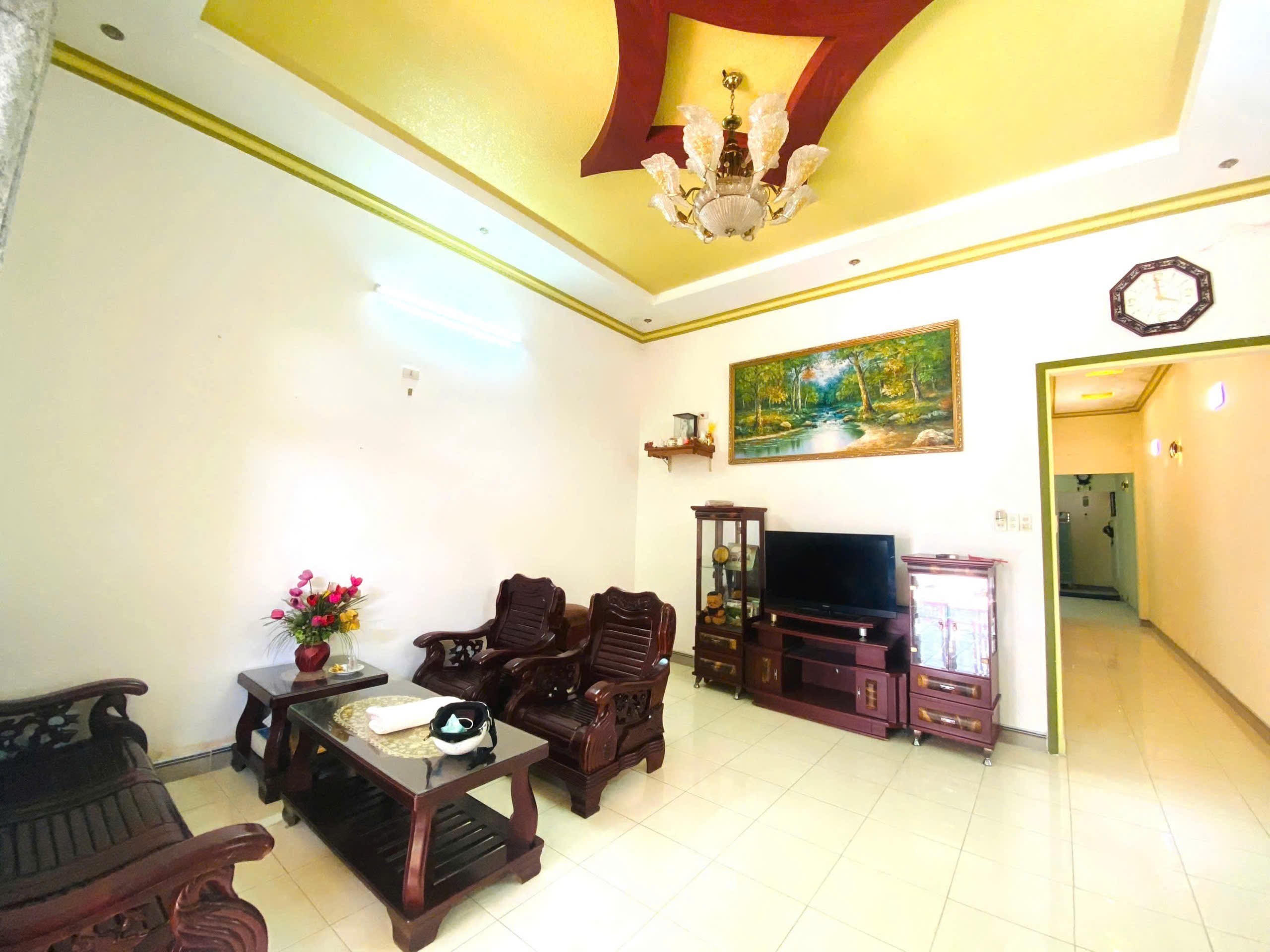 Bán nhà thị trấn Diên Khánh mặt tiền đường Kim Đồng 5