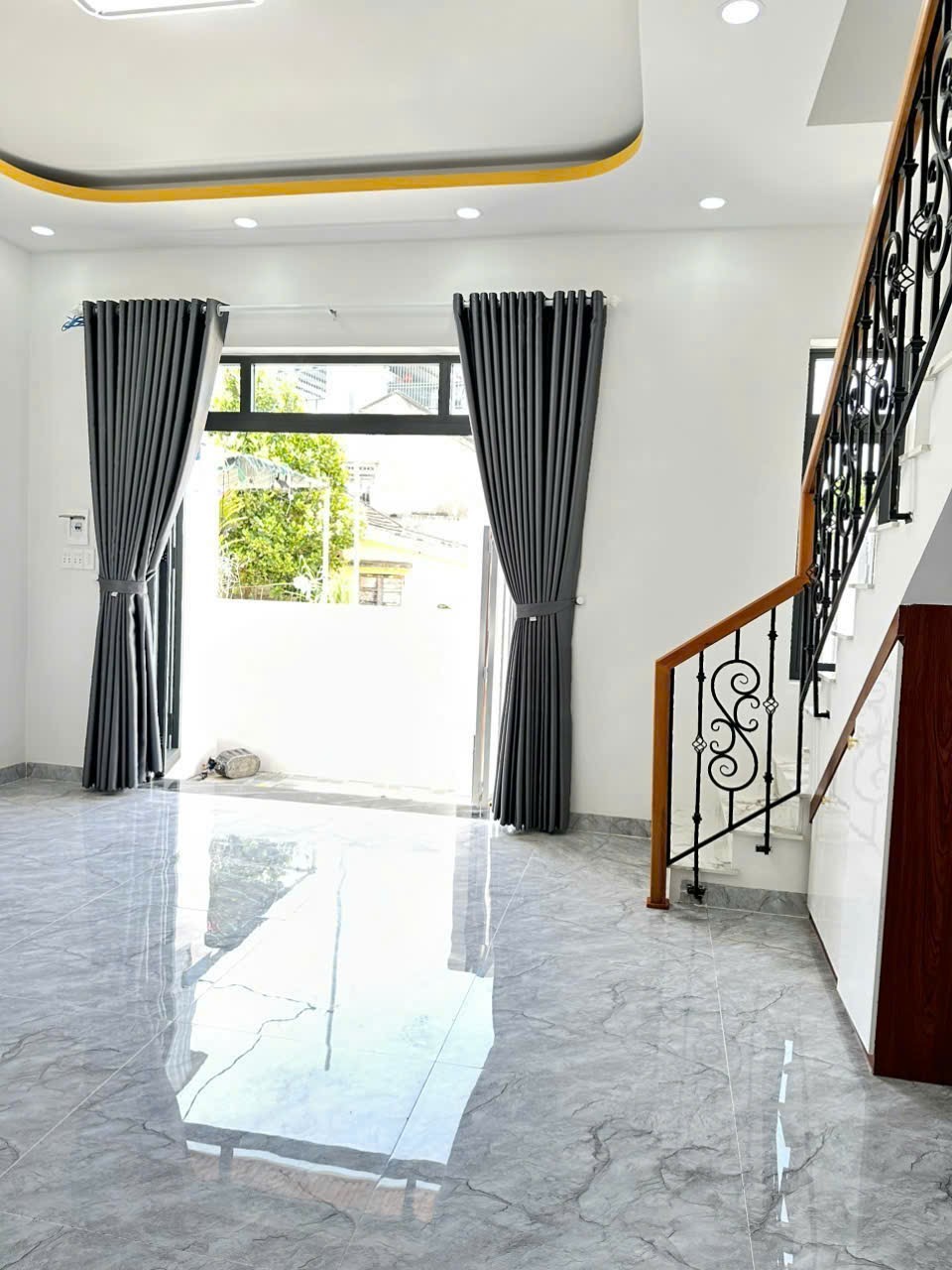 Bán căn nhà lầu đúc Diên Thạnh mới xây gần nhà thờ Hà Dừa 6