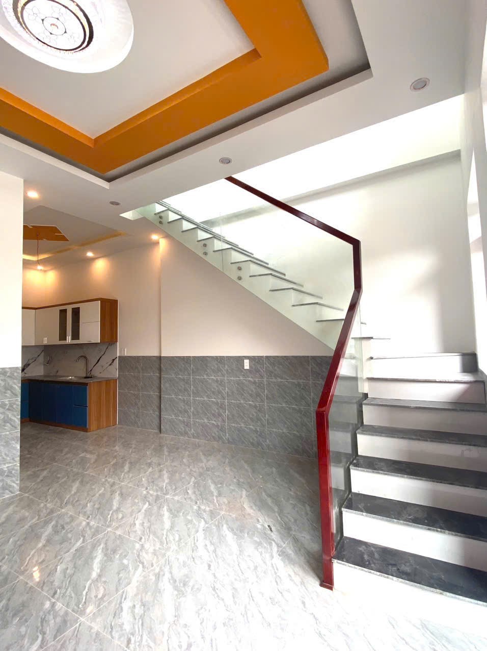 Bán nhà Diên An 2 tầng mới xây sát bên Võ Nguyên Giáp - giáp ranh xã Vĩnh Trung 3