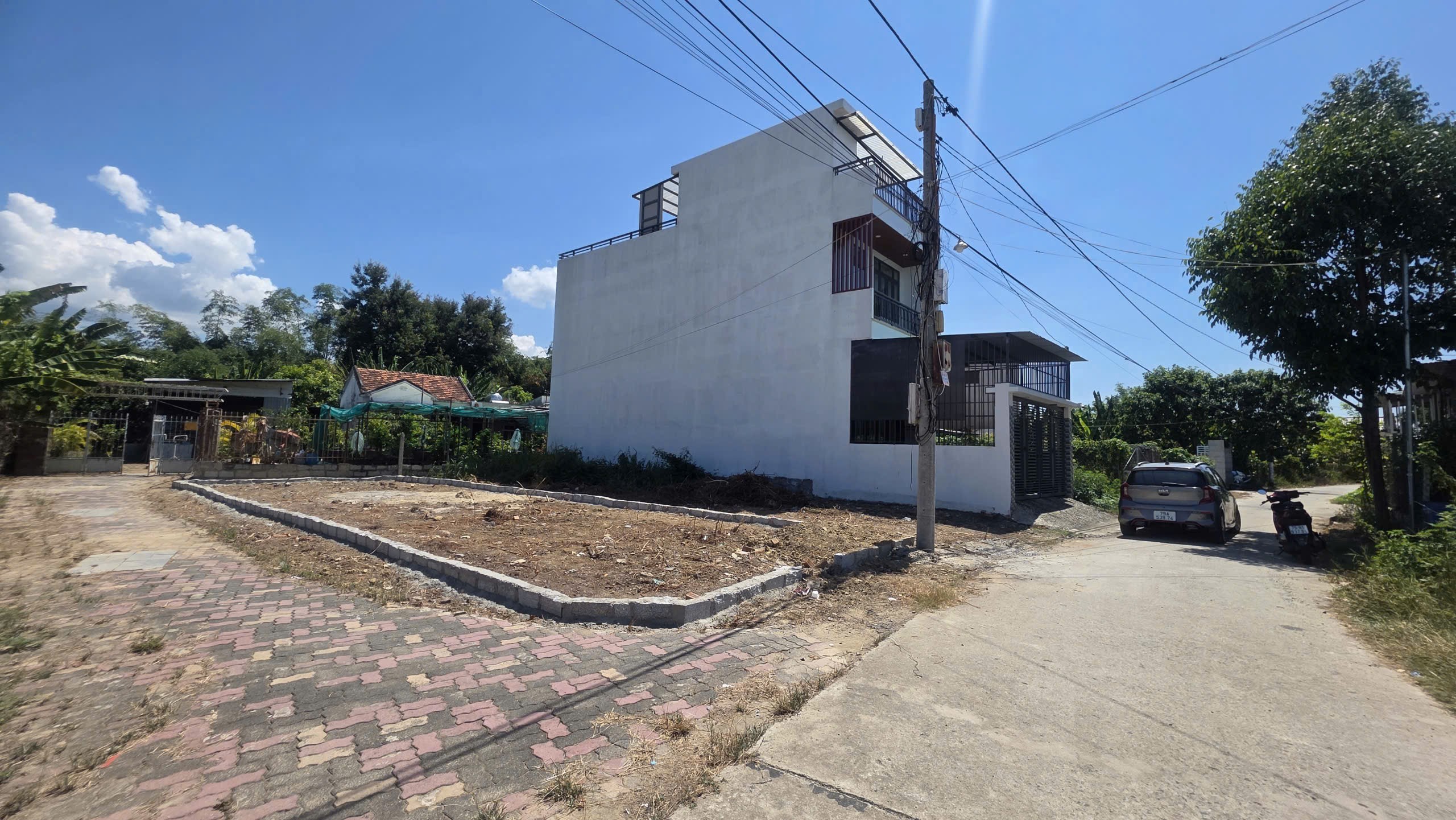 Bán lô góc Diên An thôn Phú Ân Nam 2 mặt tiền đường Lỗ Đế