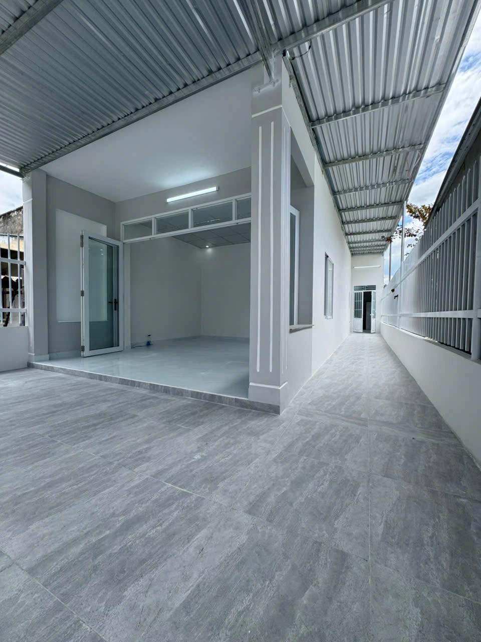 Bán nhà cấp 4 xã Diên Phú thôn 1 đường thông gần bờ kè (nay là Diên Điền)