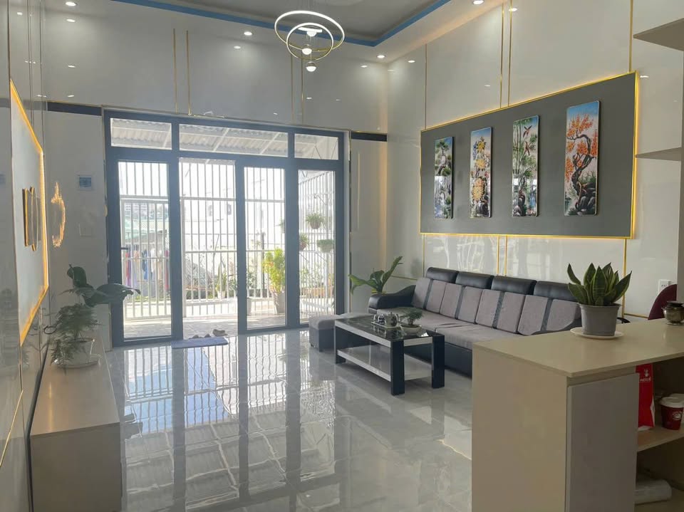 BÁN NHÀ MỚI XÂY – TRUNG TÂM ĐÀ LẠT FULL NỘI THẤT CAO CẤP  VÔ Ở LUÔN