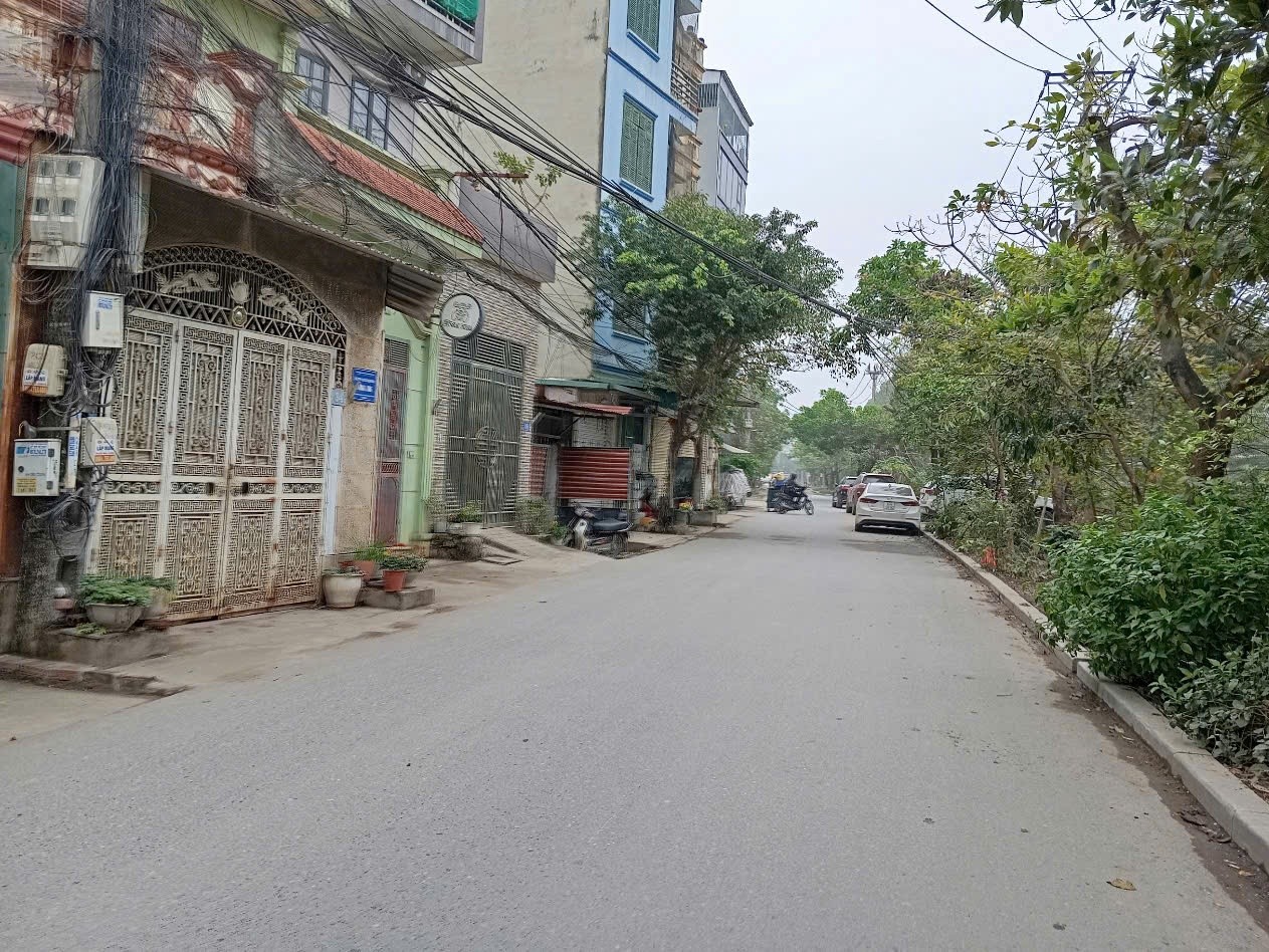 Lô Góc mặt ngõ 908 Kim Giang ô tô tránh cạnh The Manor 70m2 chỉ 13.x tỷ. LH 0989626116 3