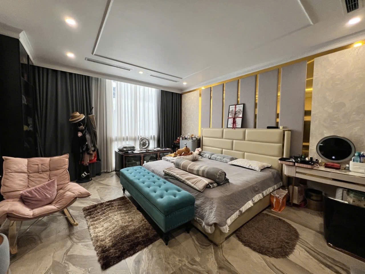 Biệt thự lô Góc Làng việt kiều Châu Âu view công viên gần phố Nguyễn Văn Lộc 250m2 chỉ 7x tỷ 3