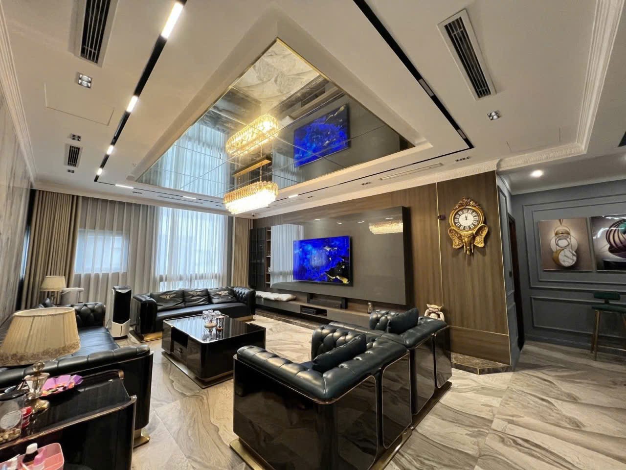 Biệt thự lô Góc Làng việt kiều Châu Âu view công viên gần phố Nguyễn Văn Lộc 250m2 chỉ 7x tỷ