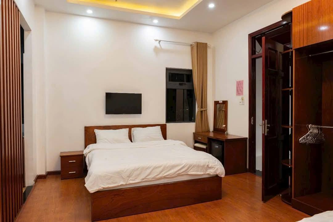 CẦN BÁN GẤP KHÁCH SẠN GẦN TRUNG TÂM ĐƯỜNG LÊ HỒNG PHONG, P. XUÂN HƯƠNG ĐÀ LẠT – CHỈ 12,5 TỶ 2