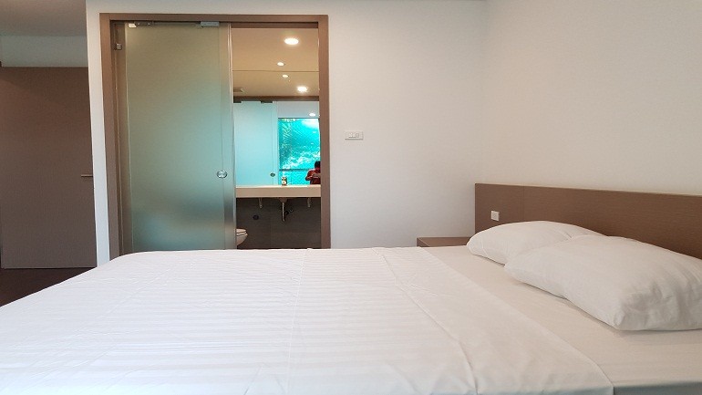 Cho thuê căn hộ dịch vụ tại Tây Hồ, 120m2, 2PN, ban công, đầy đủ nội thất đẹp hiện đại 10