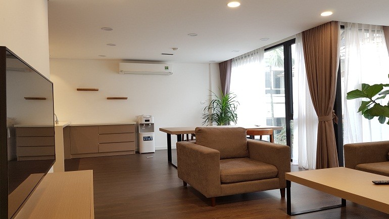 Cho thuê căn hộ dịch vụ tại Tây Hồ, 120m2, 2PN, ban công, đầy đủ nội thất đẹp hiện đại 3