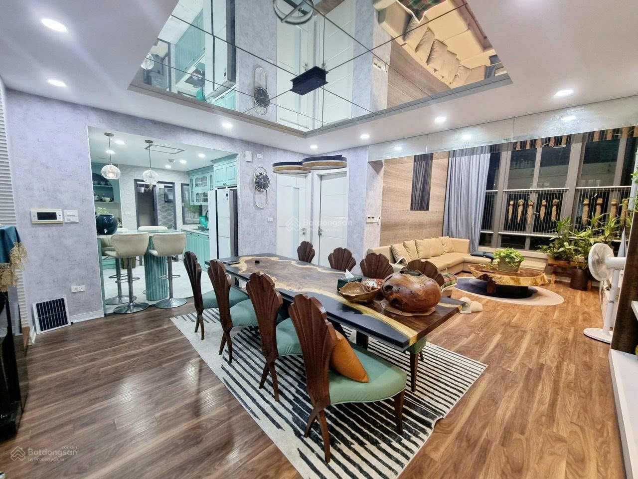 Bán căn DUPLEX 2 TẦNG tại Mulberry Lane - CÓ SLOT OTO