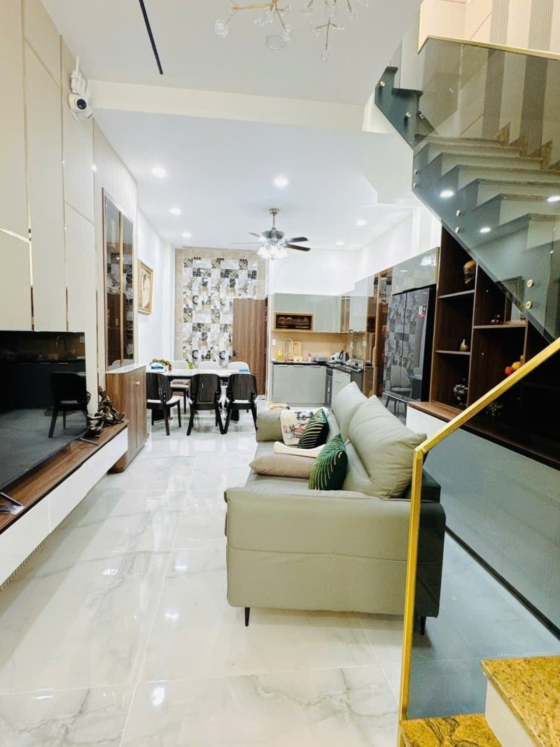 MẶT TIỀN KINH DOANH QUẬN 1 - 63M2 (4X15) 3 TẦNG – NHÀ MỚI, NỘI THẤT CAO CẤP – 18.5 TỶ 2