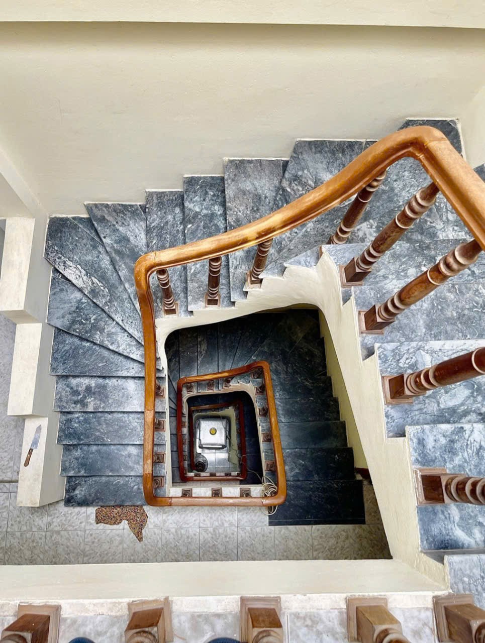 PHỐ NGUYỄN KHÁNH TOÀN, NHÀ ĐẸP PHÂN LÔ, 2 THOÁNG, Ô TÔ ĐỖ CỬA – 4T, 46M2, NHỈNH 10 TỶ. 4