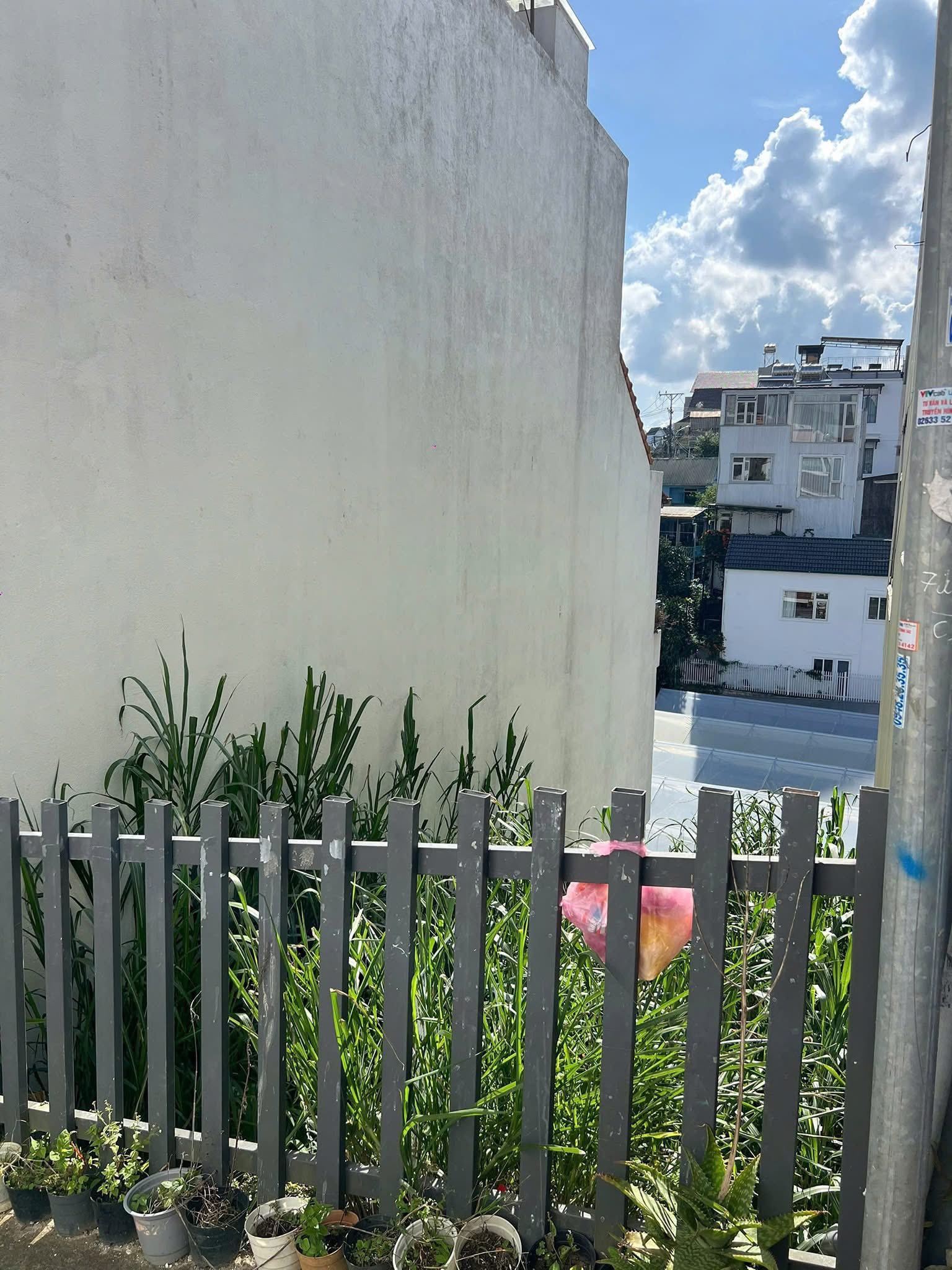 Kẹt tiền Bán gấp Lô Đất XD sổ riêng đường Ngô Quyền, Đà Lạt 75m2 Giá 3.5 tỷ