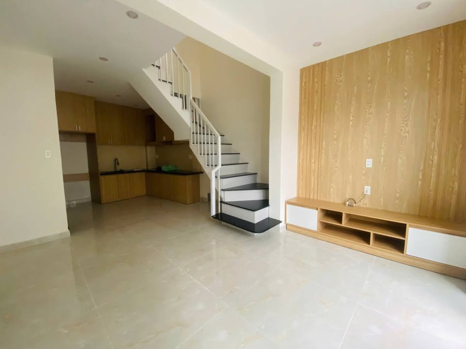 BÁN NHÀ NGUYỄN TRUNG TRỰC – PHƯỜNG XUÂN HƯƠNG – ĐÀ LẠT GIÁ CHỈ 3.65 TỶ