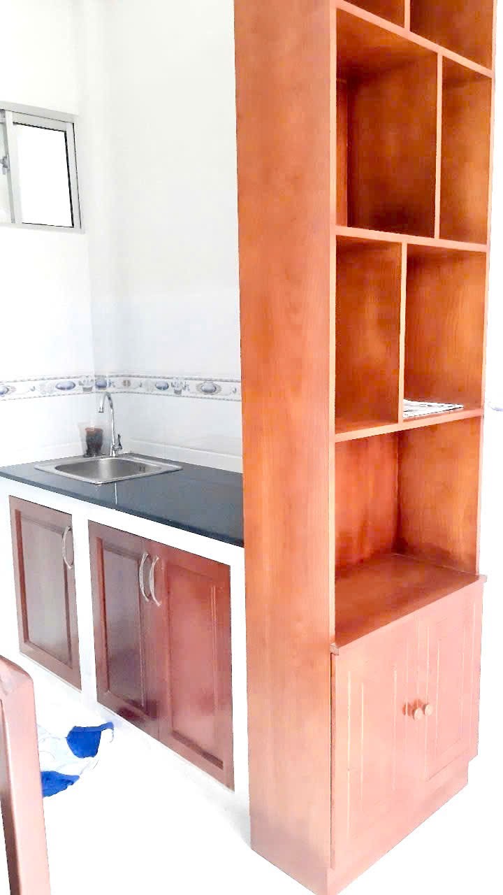 Nhà dưới 2 tỷ: 30m2 Sổ riêng 2 tầng, không QH LG, hẻm 4m sát mặt tiền trung tâm Q11. VŨ 0933910039 3