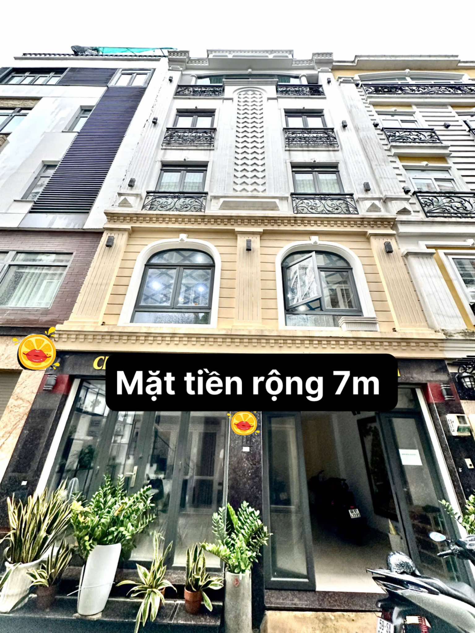 XE TẢI ĐỖ CỬA NGUYỄN XÍ - NHÀ 5 TẦNG 6PN NGANG KHỦNG 7M - DTS 172M2 - 9.5T
