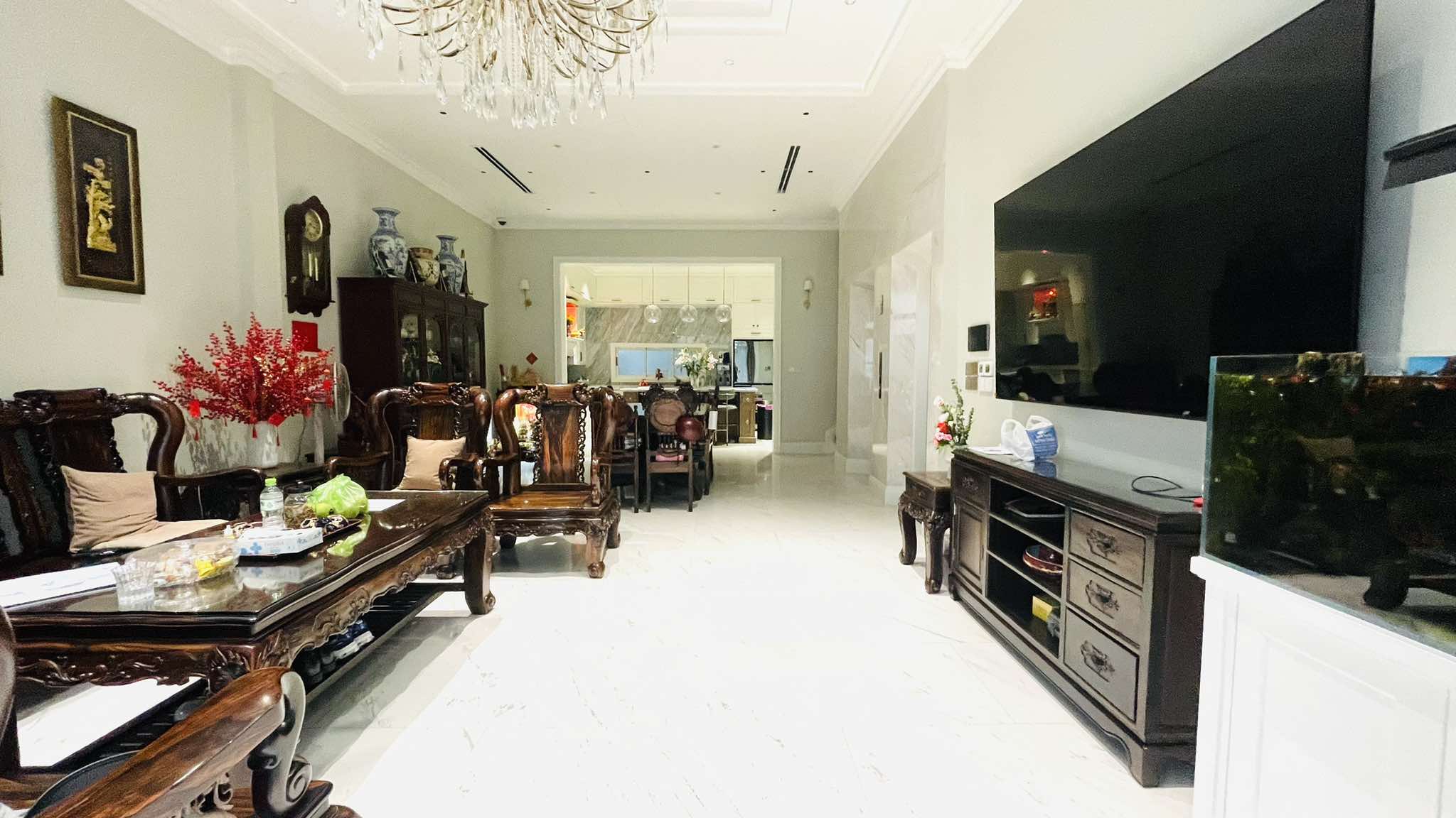 MẶT TIỀN NGUYỄN VĂN THỦ Q1 - NHÀ 5 TẦNG 124m2 (8.5×15) - MỚI XÂY DỰNG 10 TỶ 4