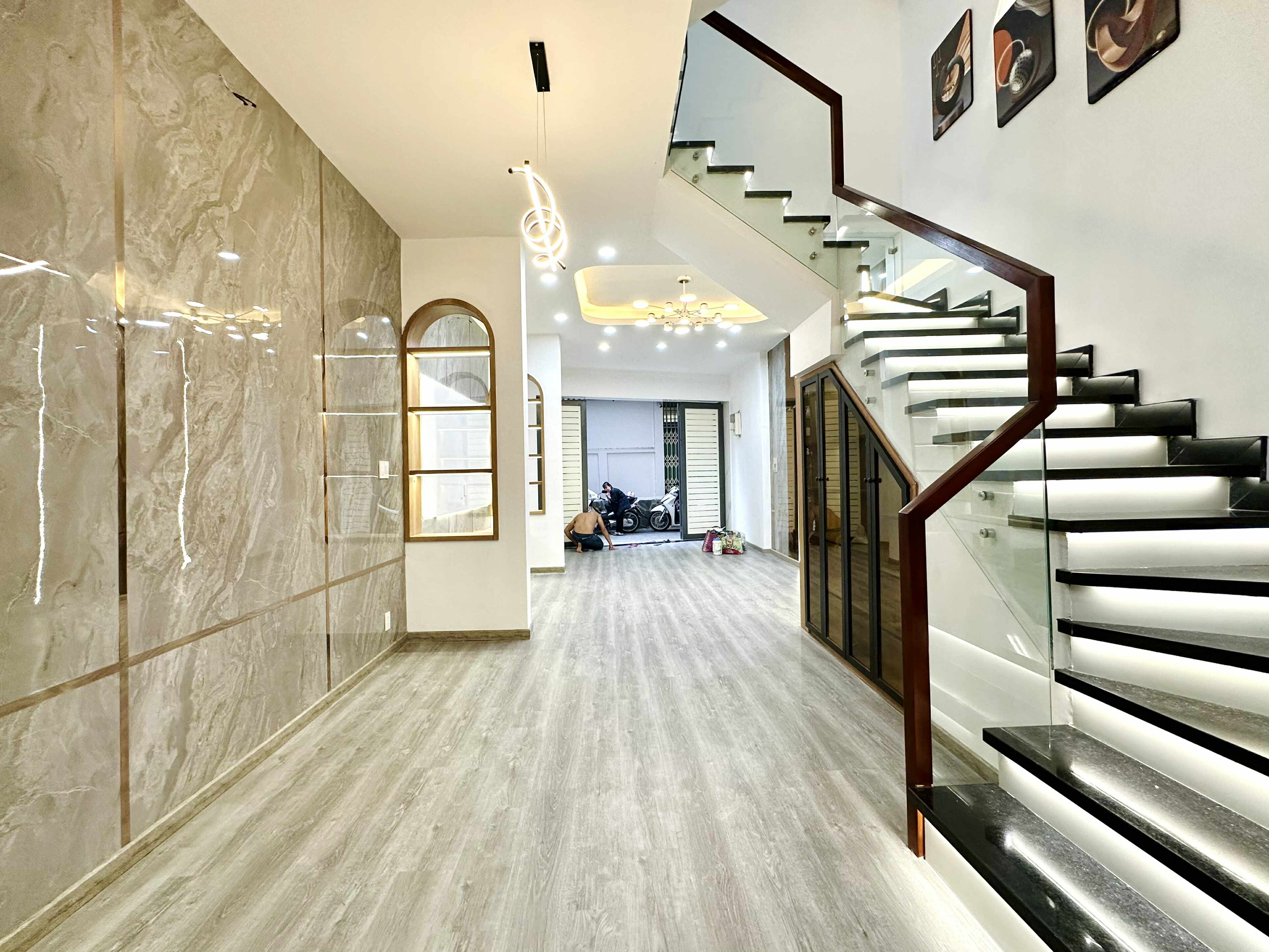 NHÀ ĐẸP NGUYỄN ĐÌNH CHÍNH PHÚ NHUẬN - HẺM Ô TÔ - TRỆT 3 LẦU 5 PN 56m² -12.9 TỶ 6
