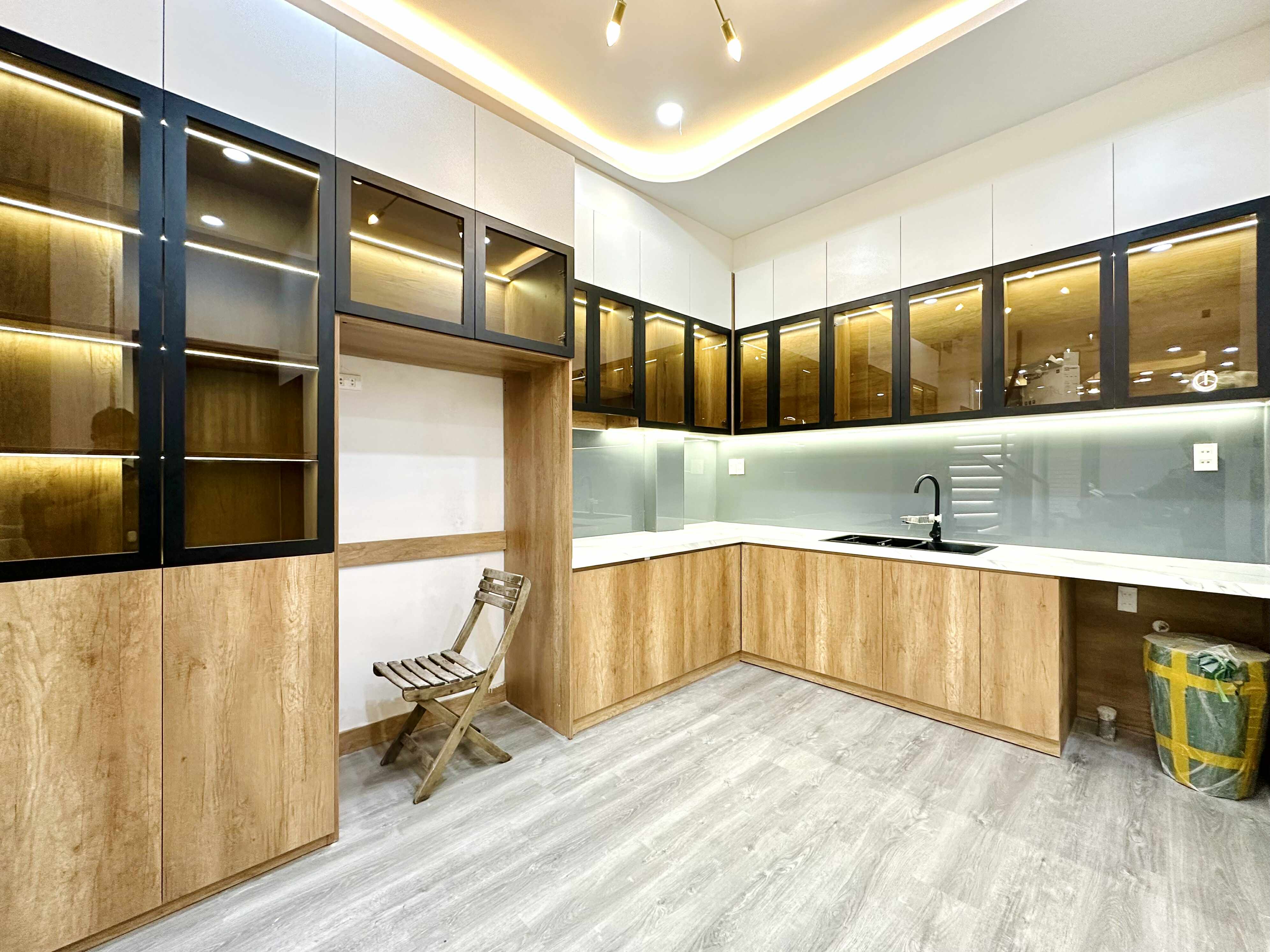 NHÀ ĐẸP NGUYỄN ĐÌNH CHÍNH PHÚ NHUẬN - HẺM Ô TÔ - TRỆT 3 LẦU 5 PN 56m² -12.9 TỶ 7