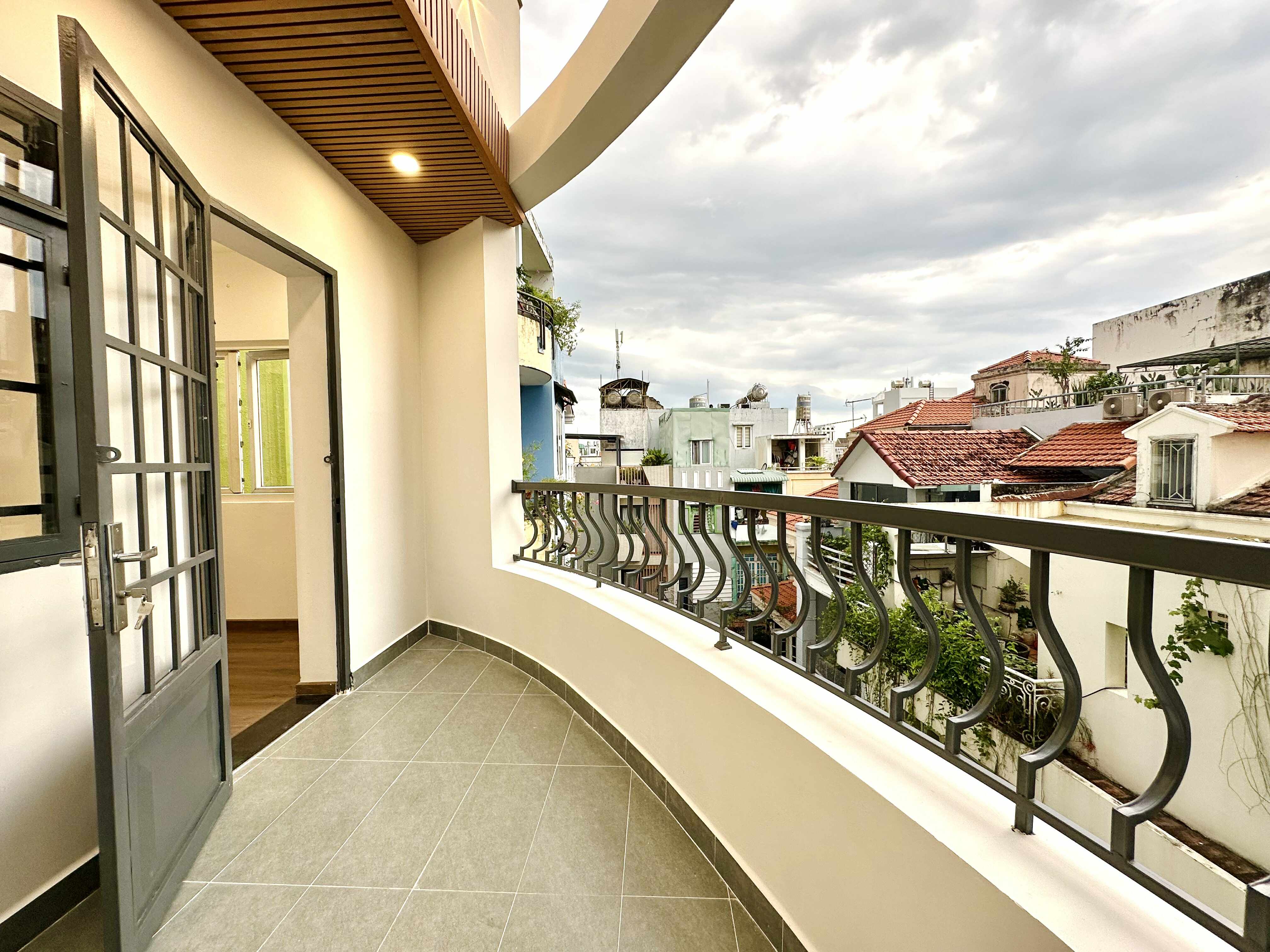 NHÀ ĐẸP NGUYỄN ĐÌNH CHÍNH PHÚ NHUẬN - HẺM Ô TÔ - TRỆT 3 LẦU 5 PN 56m² -12.9 TỶ 16