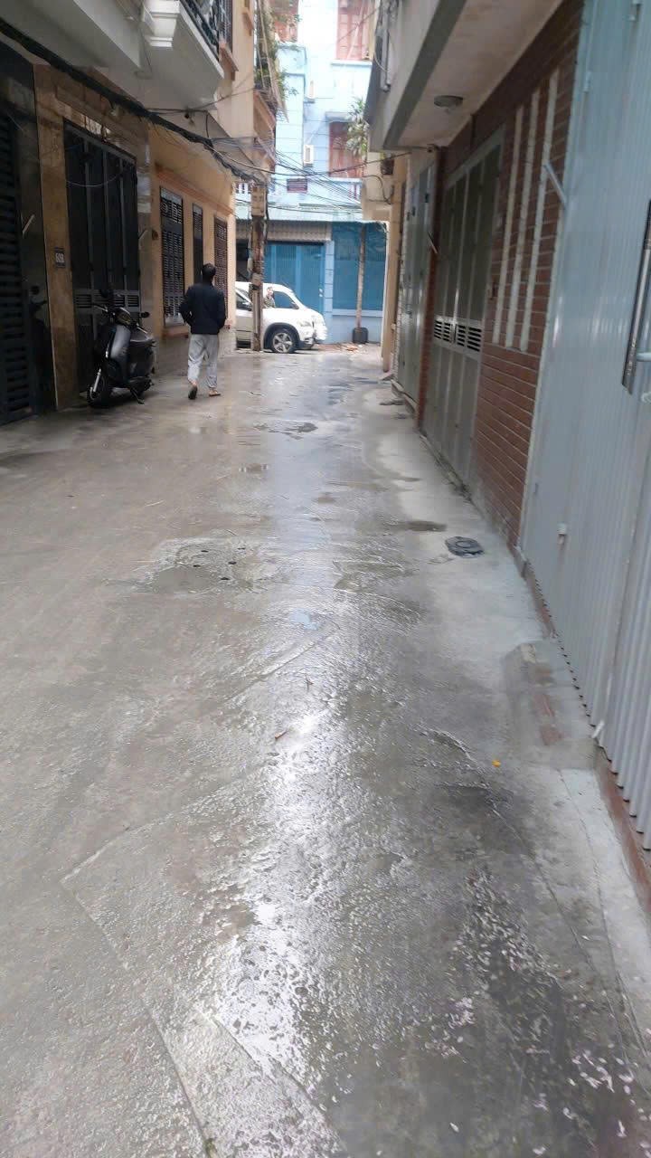 Cần cho thuê nhà ngõ 61 Phùng Chí Kiên, Cầu Giấy 54m x 5T, MT 5m giá 17TR, ngõ ô tô 6