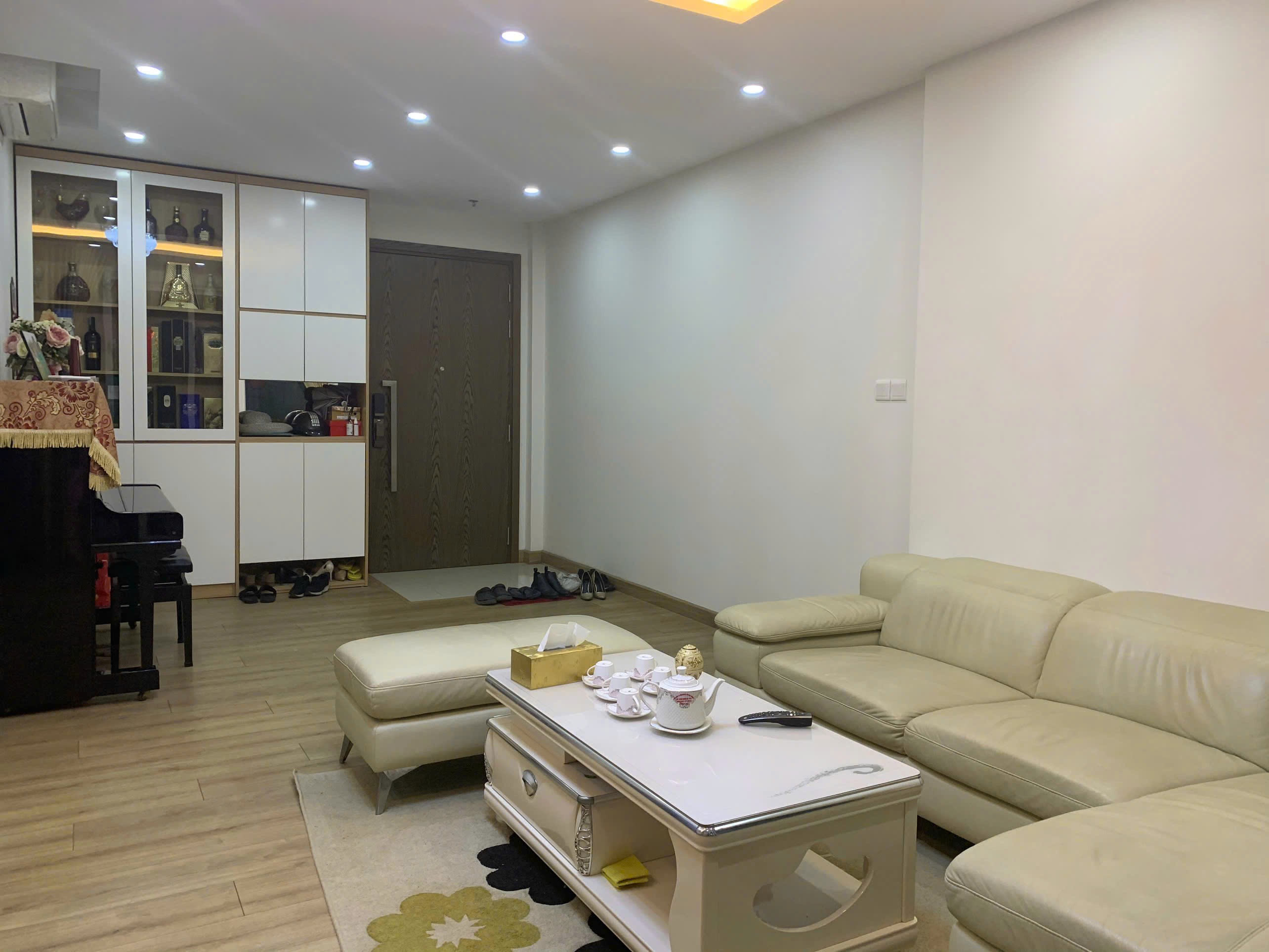 Cần bán căn SEASON AVENUE 3PN - 100m2 giá tốt, FULL ĐỒ 2