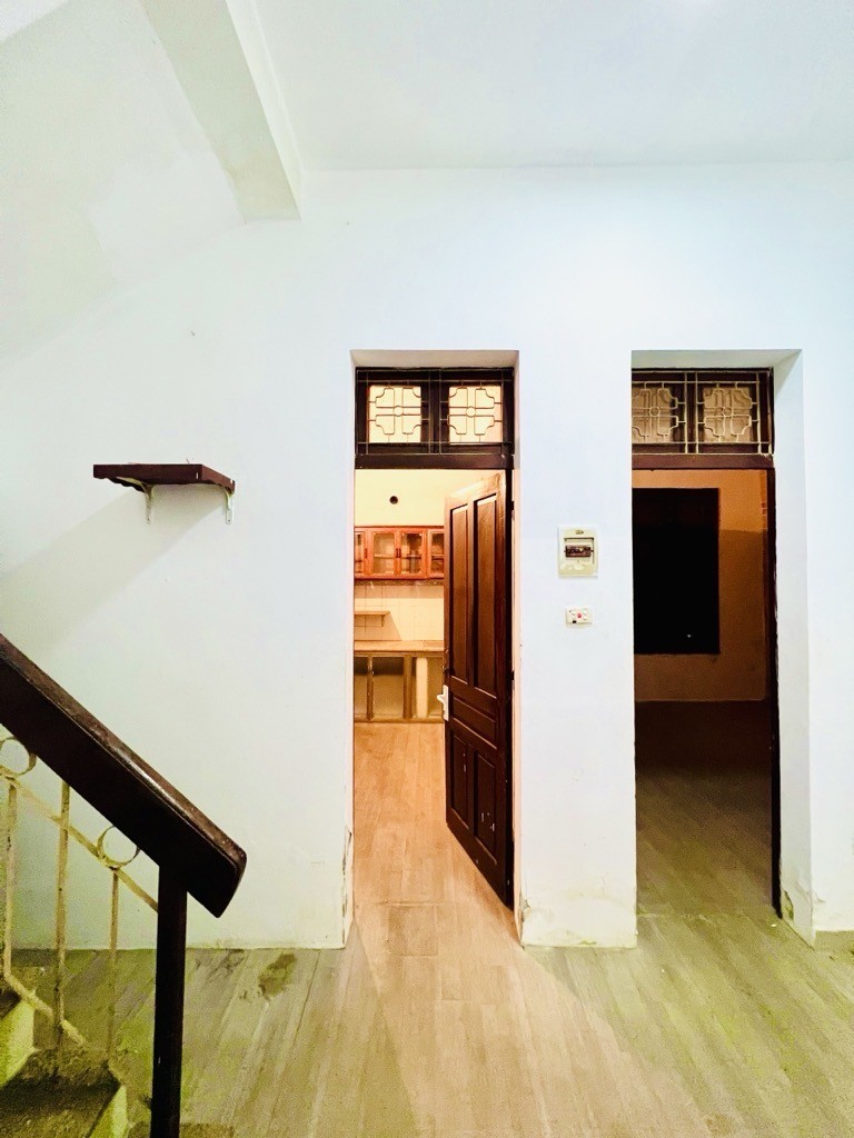NGUYỄN VĂN CỪ,LONG BIÊN 17tỷ 105m NGÕ Ô TÔ ĐỖ CỬA,BÁN ĐẤT TẶNG NHÀ 2
