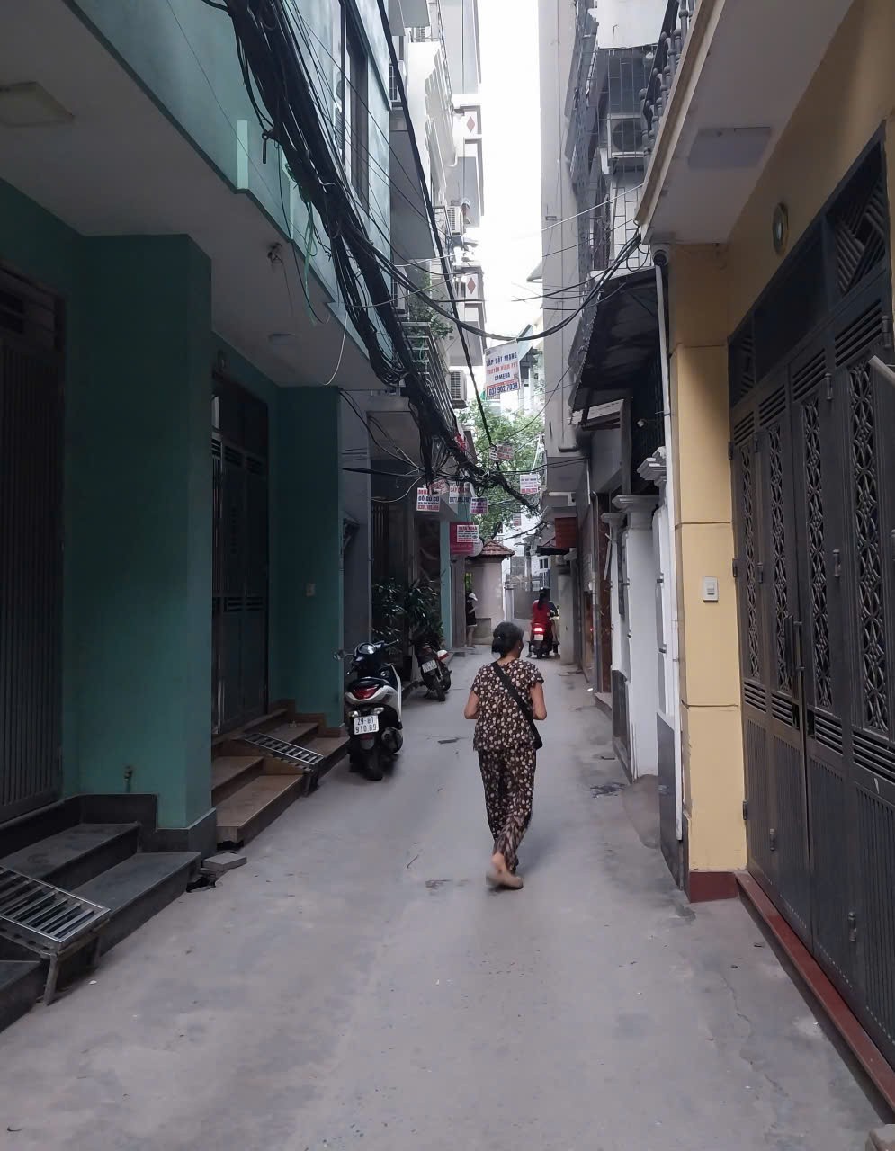 BÁN ĐẤT TẶNG NHÀ 3T, PHÂN LÔ TRẦN CUNG, NGÕ RỘNG, THOÁNG, GẦN Ô TÔ – 38M2, 6.3 TỶ 2