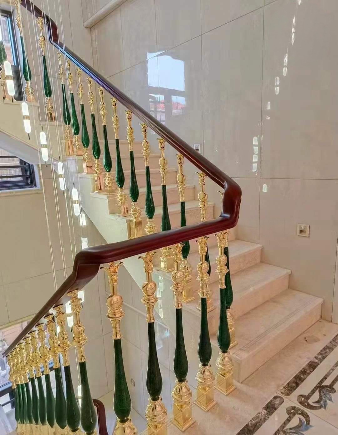 Mình cho thuê nhà đẹp, căn góc, Nguyễn Thị Định, 94m2x 4T vỉa hè 30 Tr 2