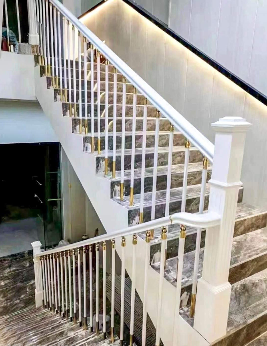 Tôi cho thuê nhà mới, hai cửa đi,vỉa hè, 114m2- 5T, Chùa Láng_46 Tr 2