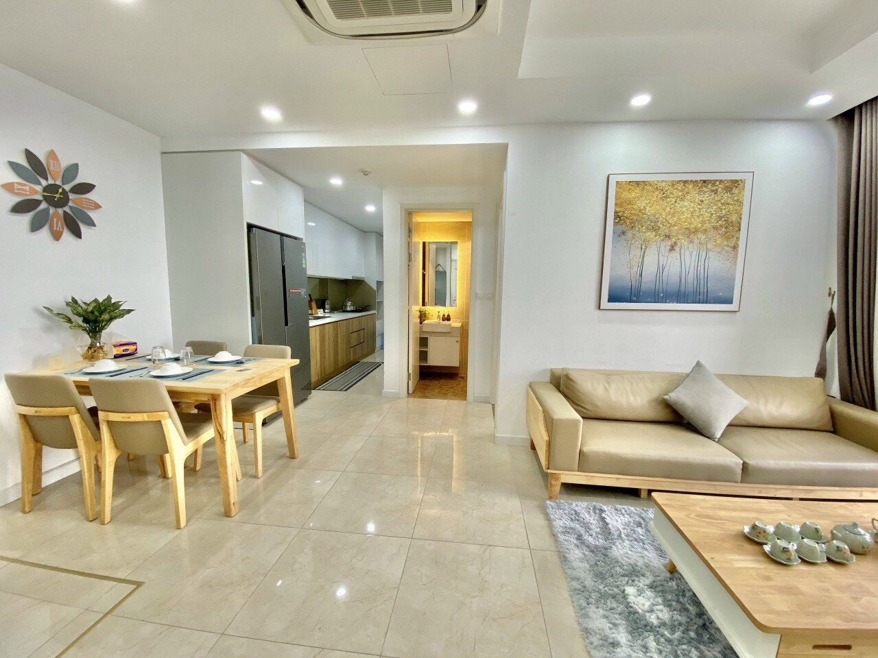 Bán CĂN HỘ 2PN tại Vinhomes D'Capitale - rẻ nhất chỉ 7.8 tỷ
