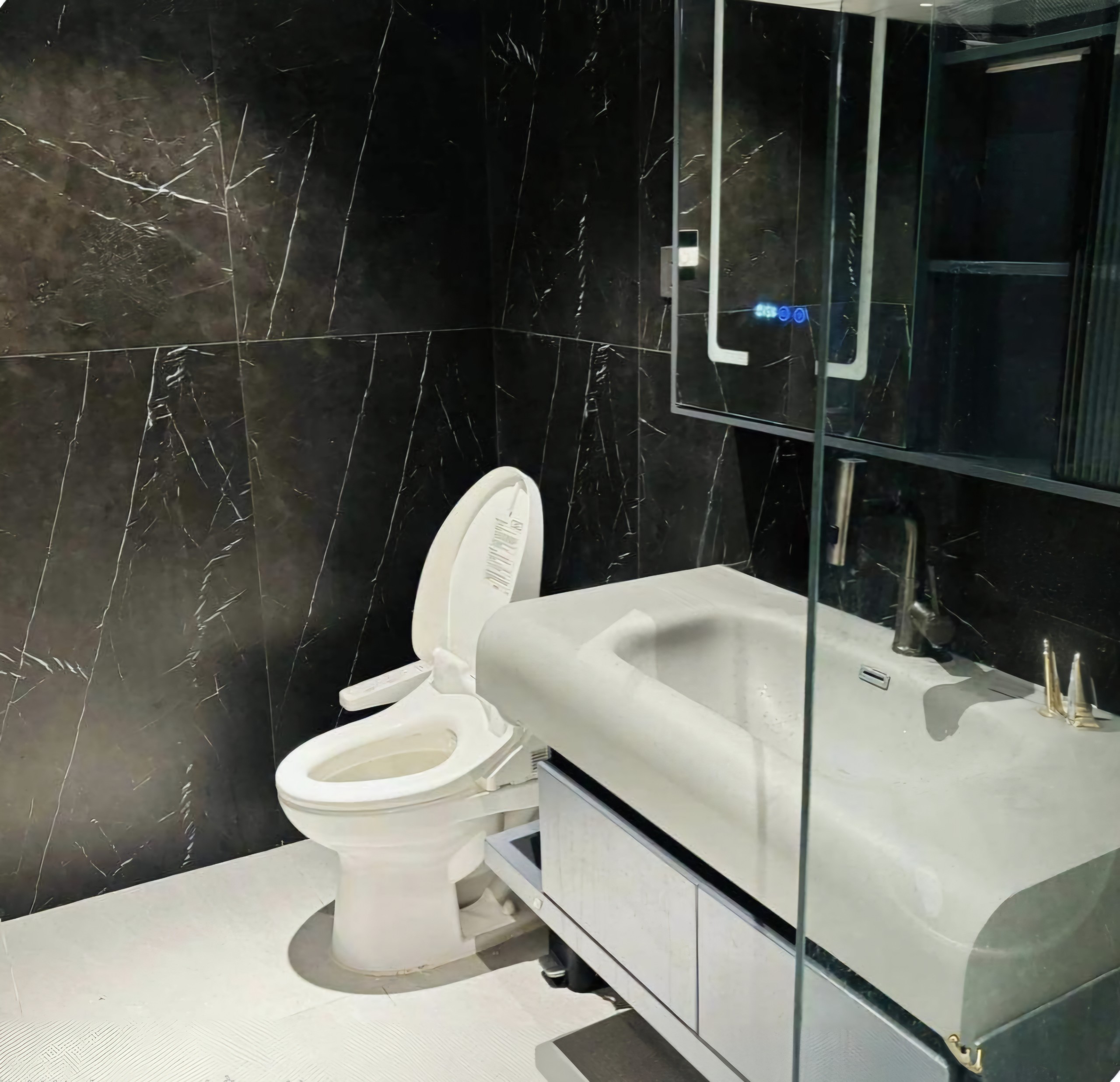 Chính chủ cho thuê nhà mới, lô góc, Xã Đàn, 95m2x 4T vỉa hè 30 Tr 2