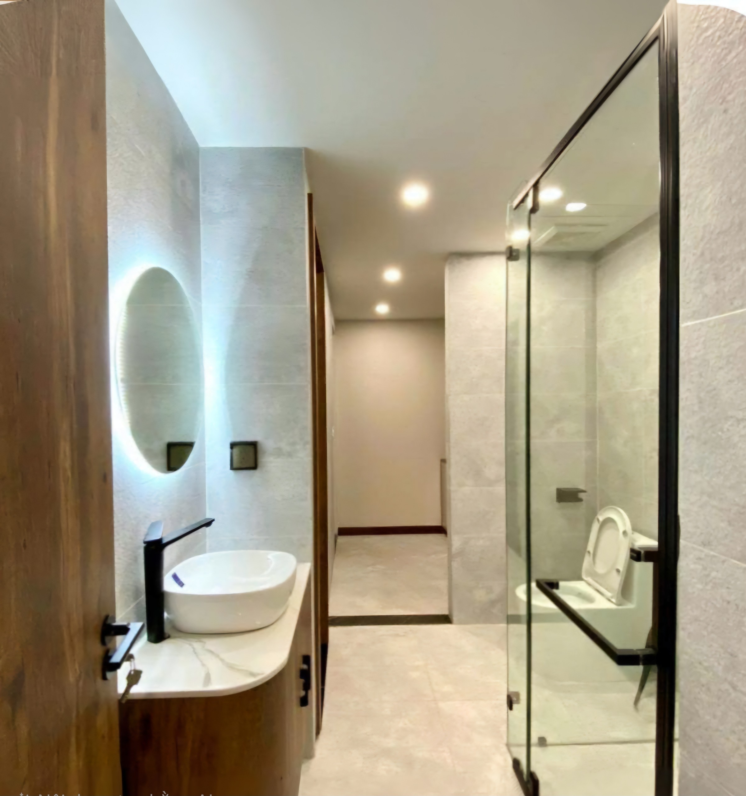 Cho thuê Nhà căn góc, mới, thang máy,vỉa hè, 113m2- 4T, Trần Nhân Tông_46 Tr 3