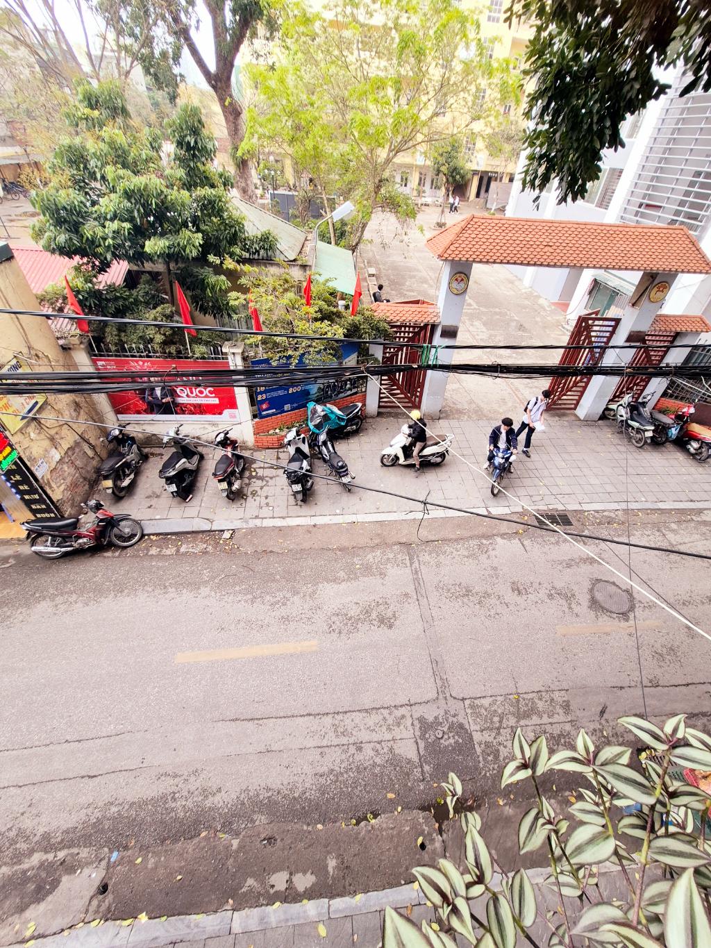 MẶT PHỐ HỒNG MAI,HAI BÀ TRƯNG 22tỷ 60m KINH DOANH,CHO THUÊ,ĐỐI DIỆN TRƯỜNG HỌC 4