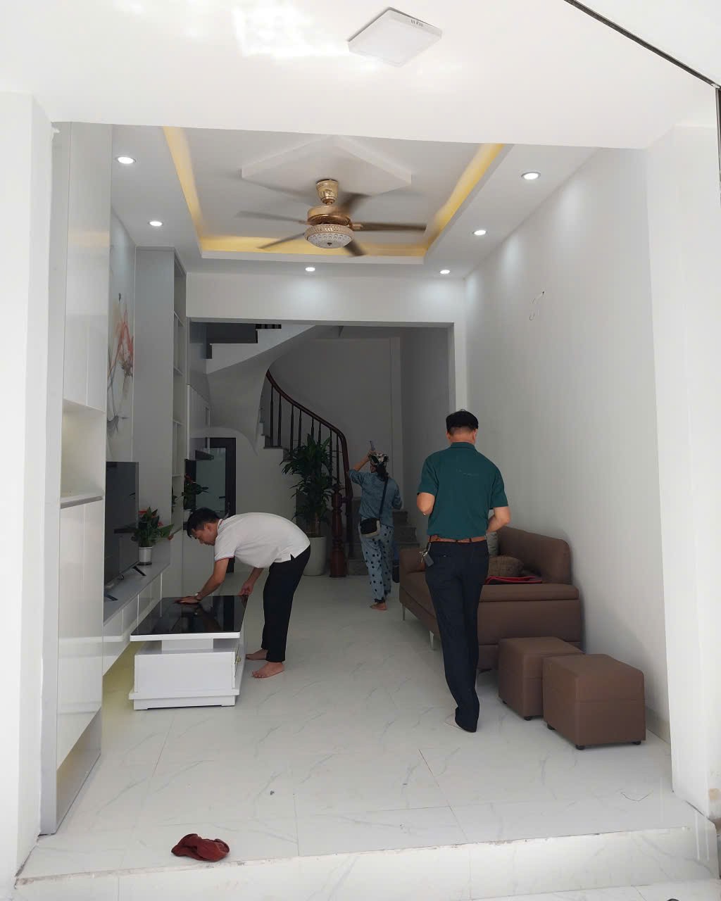 HIẾM, ĐẸP PHỐ YÊN HÒA, NGÕ THÔNG, 2 THOÁNG TRƯỚC SAU, FULL NỘI THẤT – 33M2 x 5 TẦNG, 7.95 TỶ