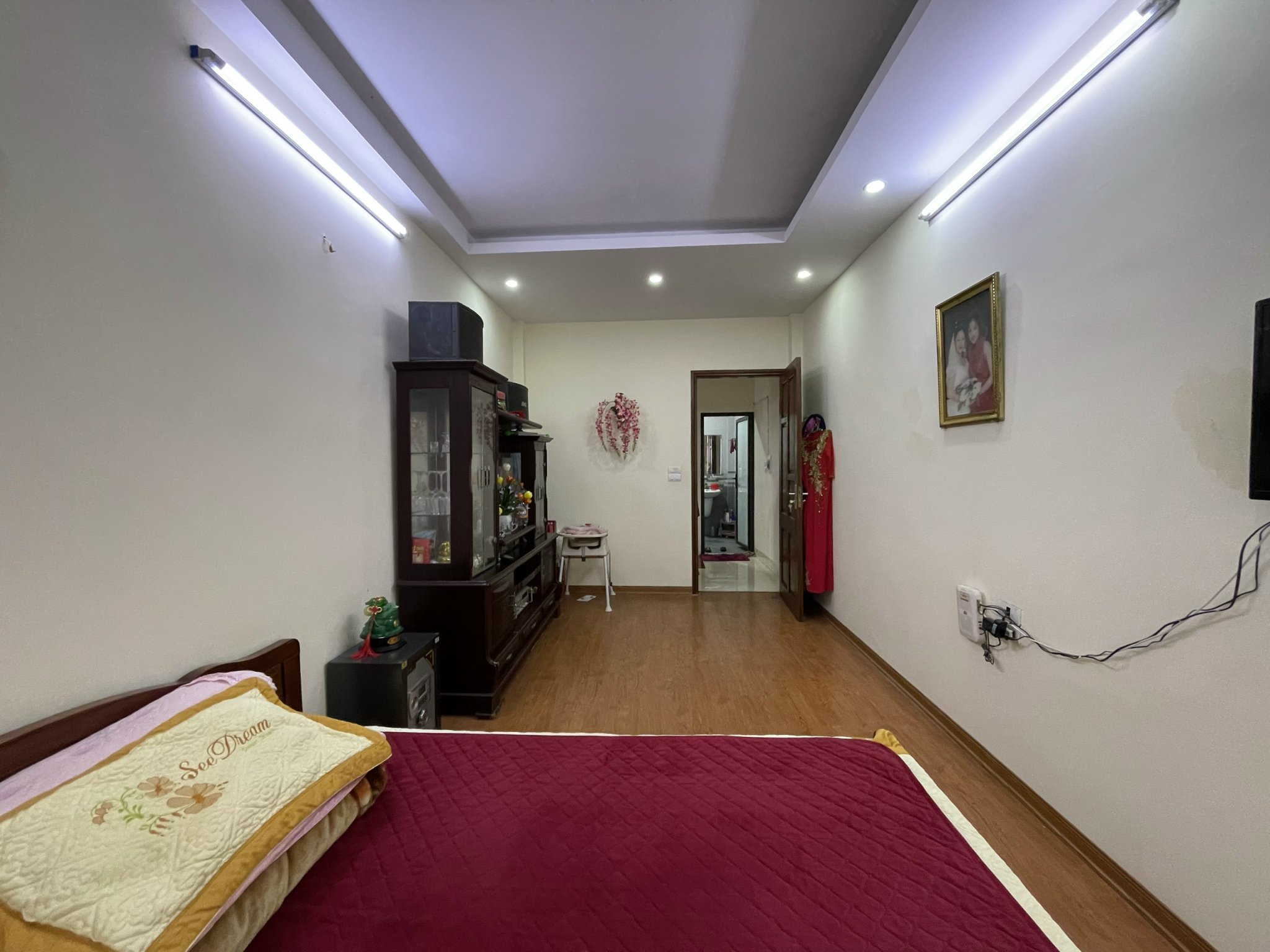 Khách mua xem đông quá Đại La 24m/35mT1, 4 tầng, mặt tiền 2m/12m, 6.8 tỷ Hai Bà Trưng. 2