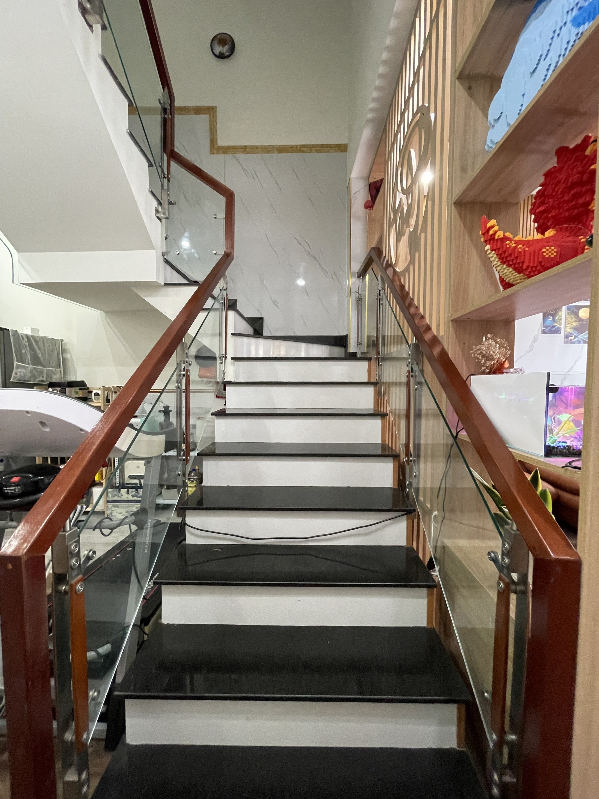 Bán Nhà 1T2L Tân Phong Gần Cây Xăng 26 Giá rẻ 4