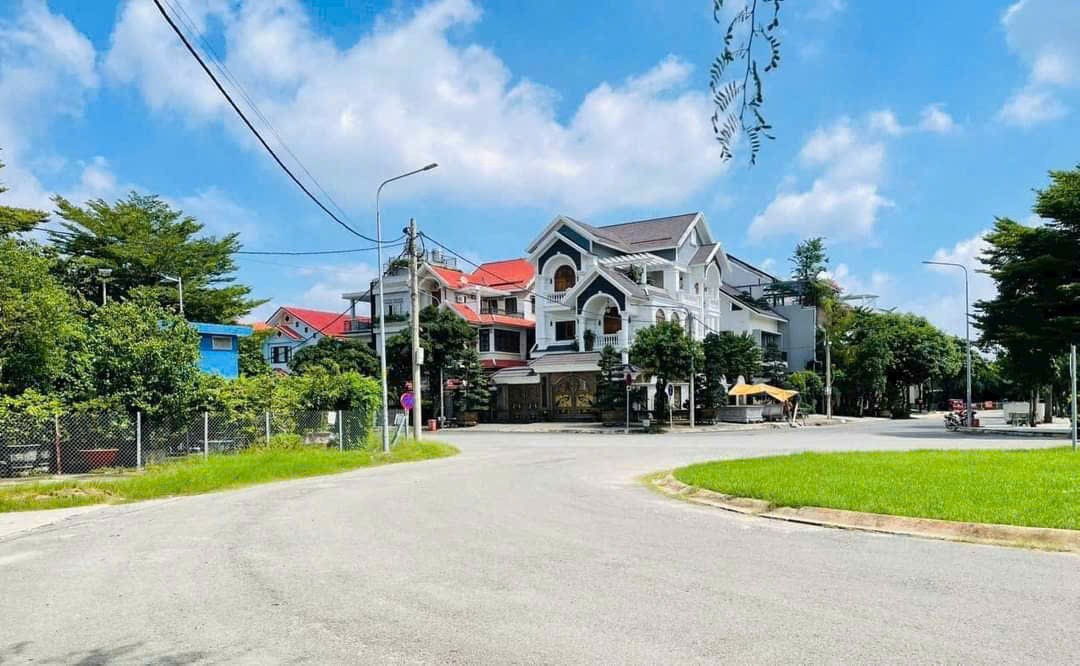 GẤP BÁN KHU HIẾM NHÀ BÁN - MẶT TIỀN KINH DOANH 267M² ĐƯỜNG NHỰA 16M ĐÔNG HƯNG THUẬN, Q12 4