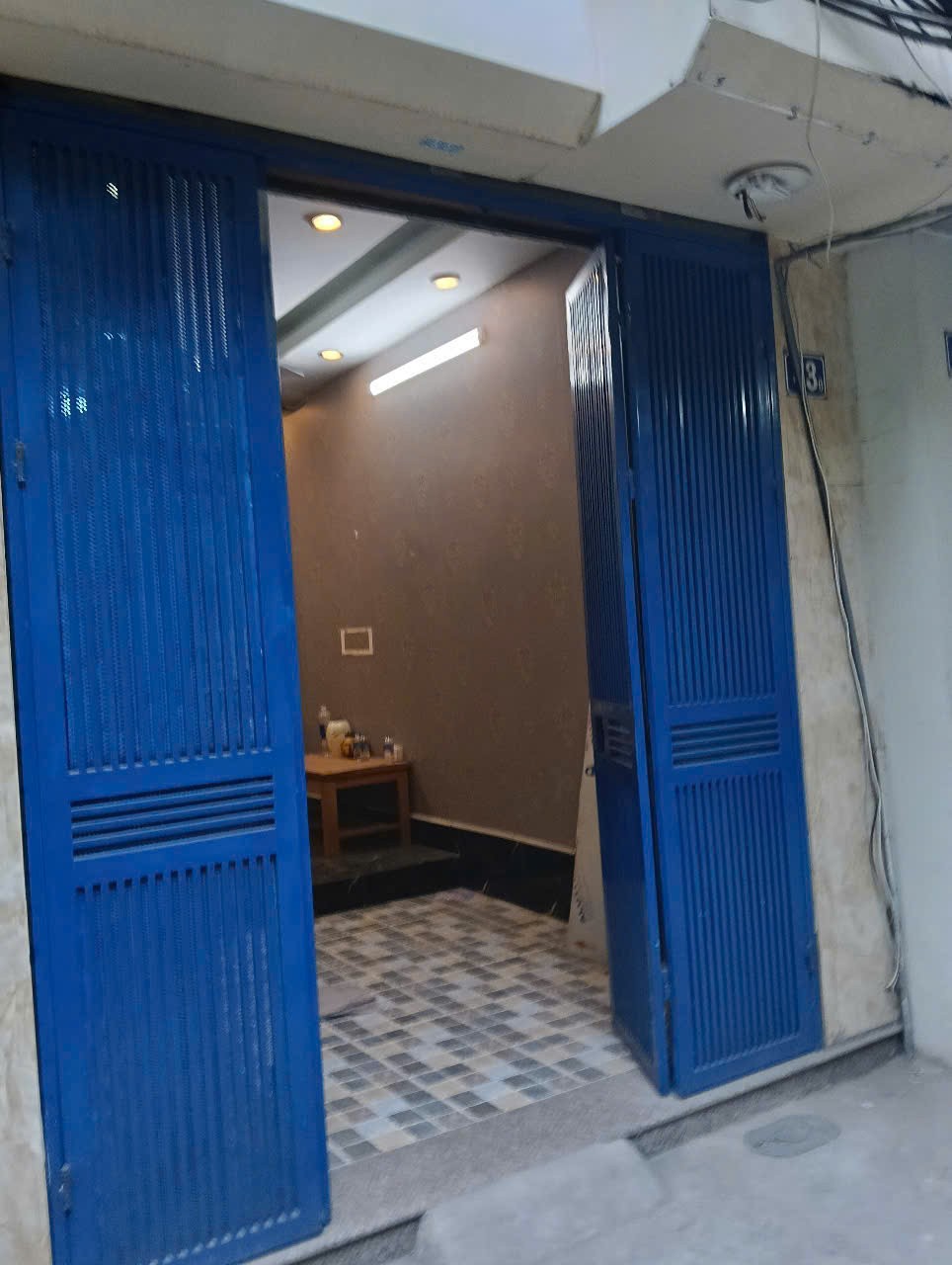 Bán gấp giá rẻ Tân Mai 39m/43m(T2), 4 tầng, mặt tiền 4m, 8.2 tỷ Hoàng Mai. 3