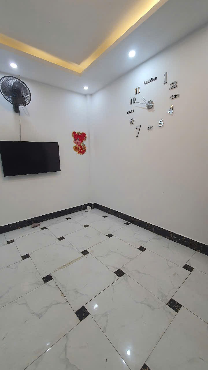 Cho thuê gấp lâu dài căn hộ 82m, tầng 23, 12.5tr/th Trần Thủ Độ, Hoàng Mai. 2