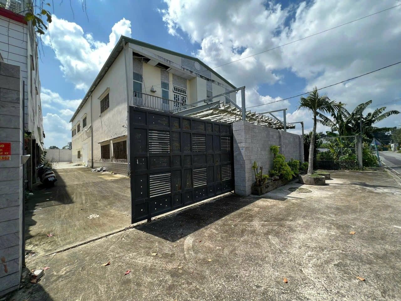 NHÀ XƯỞNG 898M² ĐƯỜNG TÂN HIỆP 44, HÓC MÔN GIÁ TỐT GẦN MẶT TIỀN SONG HÀNH 2