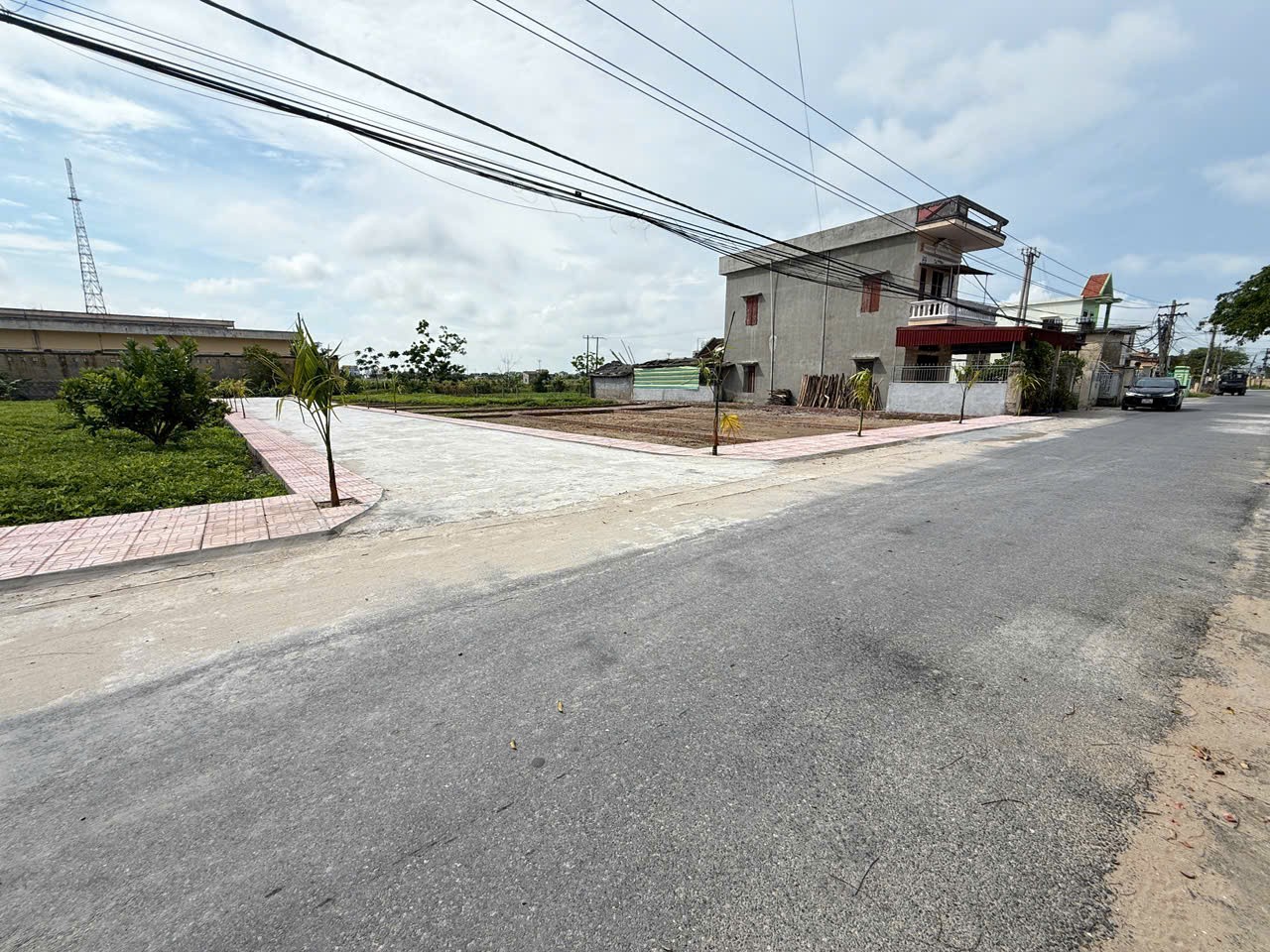 Cần bán Đất đường Quốc Lộ 37B, Xã Giao Phong, Diện tích 100m², Giá 2.4 Tỷ