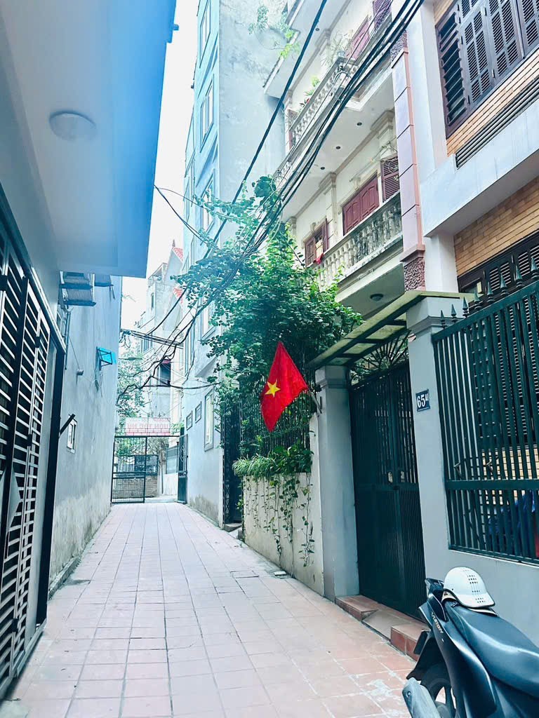 Lạc Long Quân - ngõ nông, thông - 100m ra Hồ Tây - nhà dân xây - 65m2x6 tầng giá nhỉnh 9 tỷ. 2